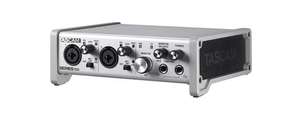 Tascam SERIES 102i 2 kanavaa 20 - 40000 Hz Hopea