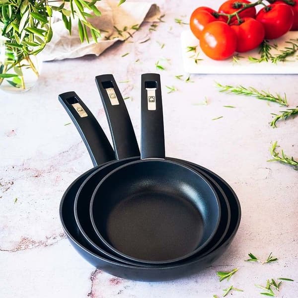 BRA Bradesign stekpannor, set om 3, 18 cm, 22 cm-26 cm A121651