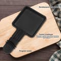 Miniatyrbild 3 av 6: Poelon Raclette, Coupelle Raclette - Non-stick beläggning 18x9x1.5cm - Set om 8 - Svart - Med två träspadar - Diskmaskinssäker