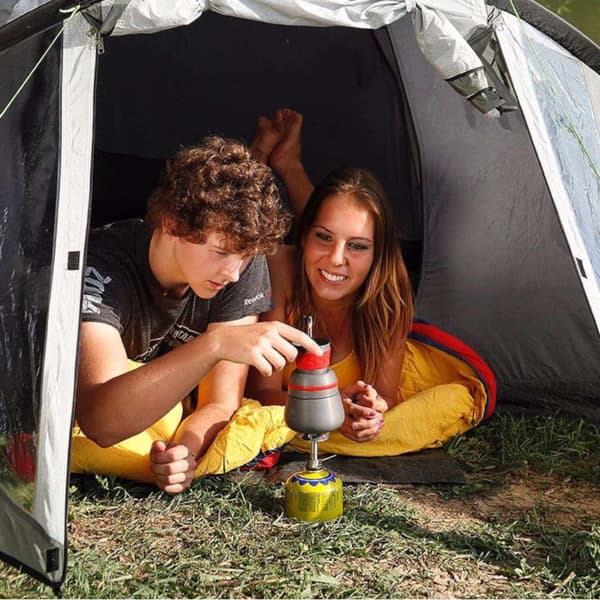 Kevyin turisti-uuni kaasupatruunoihin (venttiili tai kierre) HIKER 70grammaa 2,4 kW