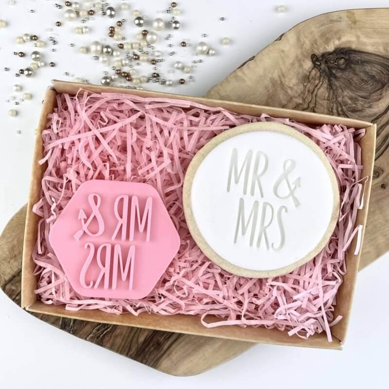 Mr & Mrs with Arrow Cookie Stamp Lissie Lou