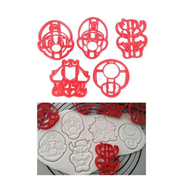 5 stk kakeutstikker Mario 8 cm