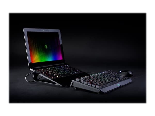 Razer RC21-01110100-W3M1, Kannettavan tietokoneen teline, Valkoinen, Alumiini, 38,1 cm (15") Valkoinen