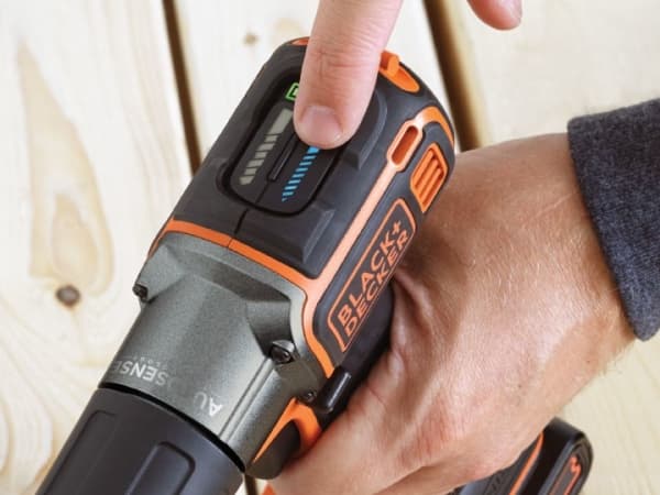 Black &amp; Decker ASD18K-QW, pistoolikahvallinen porakone, avaimeton, 1 cm, 2,5 cm, 1 cm, 800 rpm