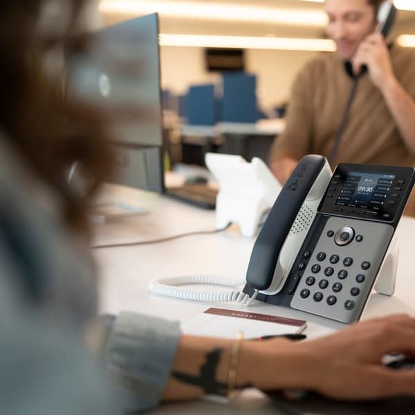 VoIP-telefon - HP - Poly Edge E350 - 8 knappar - Bluetooth - 3,5 tums skärm