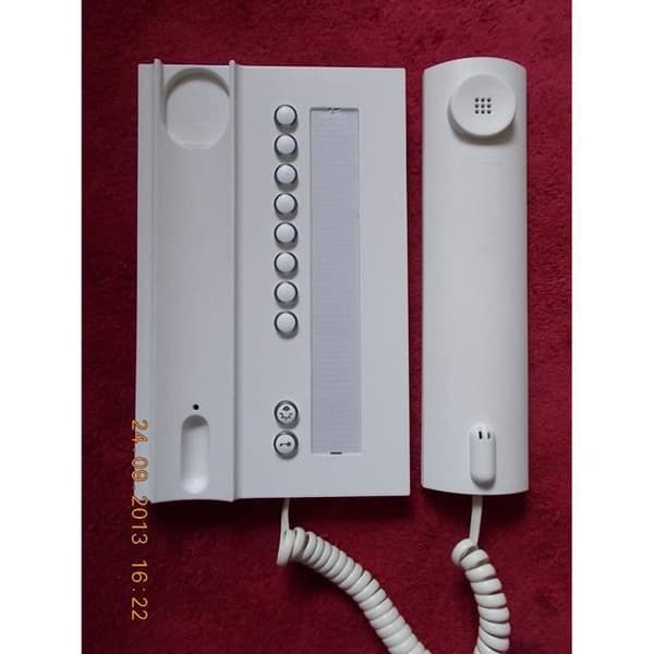 Ritto 17650/70 - KVM-OMVÄNDARE - 1765070 Bostadstelefon Komfort vit