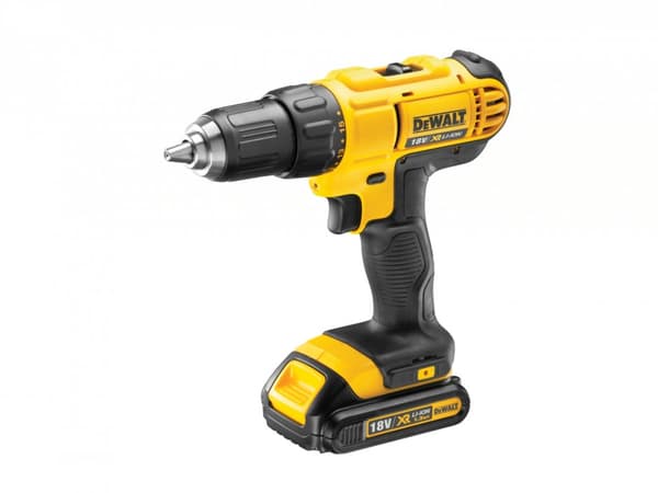 DeWalt DCD771C2 18V XR bore-/skruemaskine (2x1,3Ah)