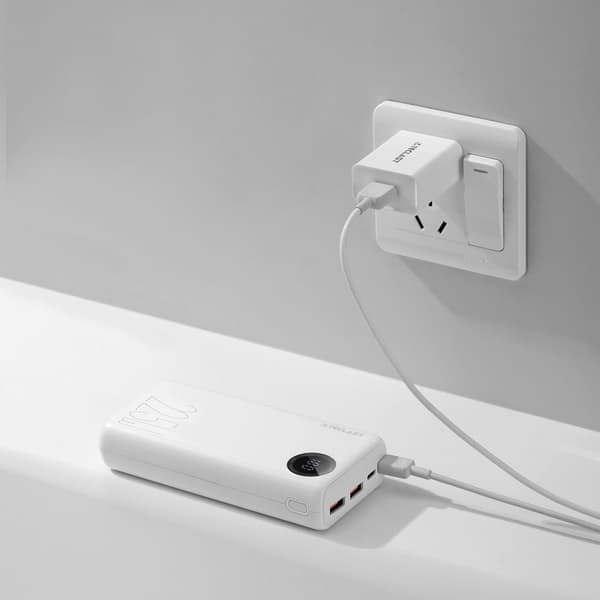 T200H Pro 20 000 mAh 22,5 W USB PD QC3.0 Power Bank 3 lähtö ja 2 sisääntuloa
