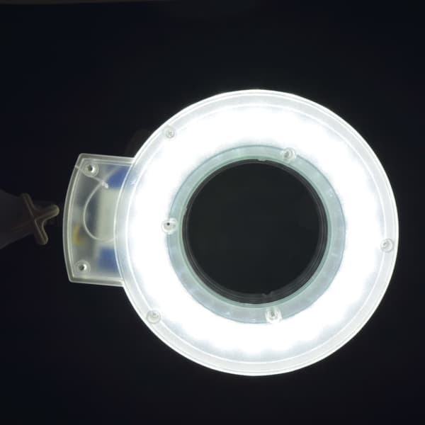 Kosmetiske redskaber - Living opretstående forstørrelsesglas med lampe