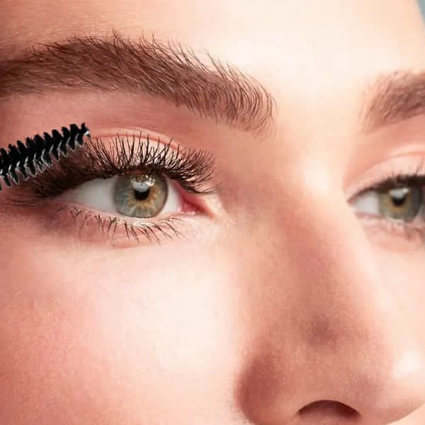 M2 Beauté Black Nano Mascara Nutrition y Amp -  Natural Growth 6ml