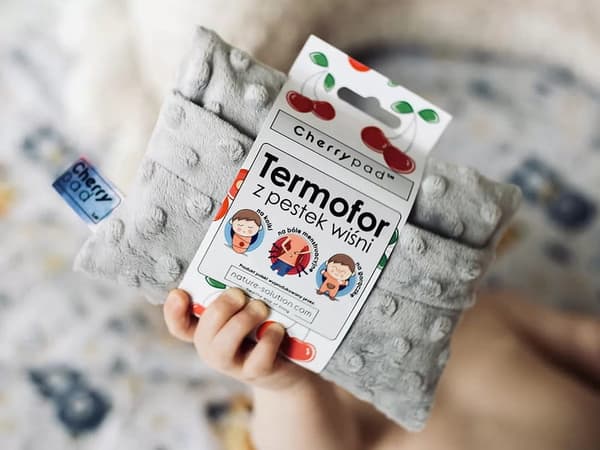 Cherrypad Minky kuumavesipullo harmaa kirsikkakivillä, luontoliuos