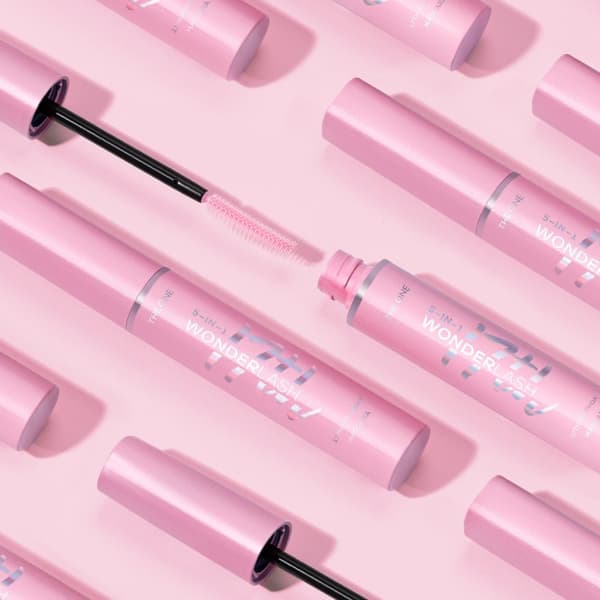 Oriflame THE ONE 5 in 1 Wonder Lash -ripsiväri syntymäpäivälahja - musta 8 ml