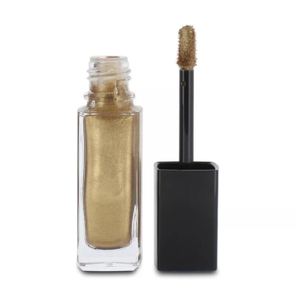 Chanel Ombre Premiere Laque Longwear Liquid Eyeshadow 27 Ambre Gold Shimmer Look