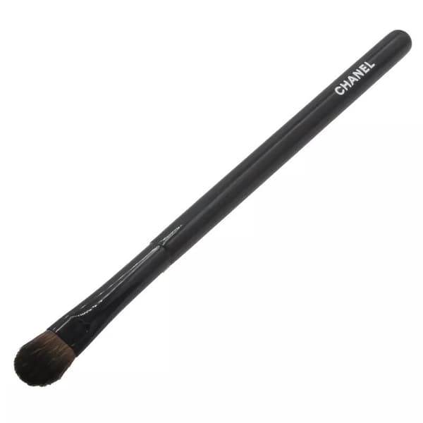 Chanel Makeup Brush Les Pinceaux Flat Eyeshadow Brush Synthetic Fibres