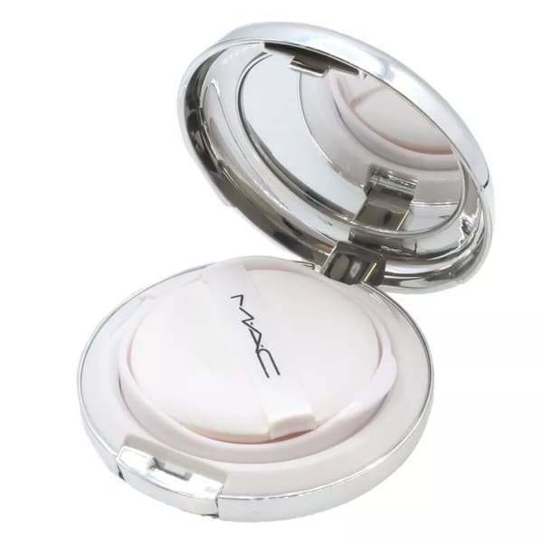 MAC Light Cushion Foundation Lightful C + Coral Grass Extra Light Rose SPF50