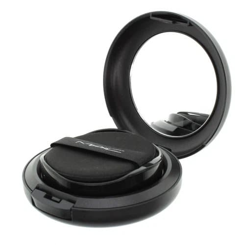 MAC Dark Foundation Matchmaster Shade Intelligence Compact 7.0 - Damaged Box