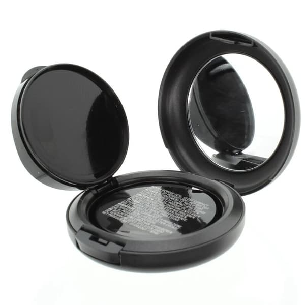 MAC Medium Foundation Matchmaster Shade Intelligence Compact 6.0 - Damaged Box