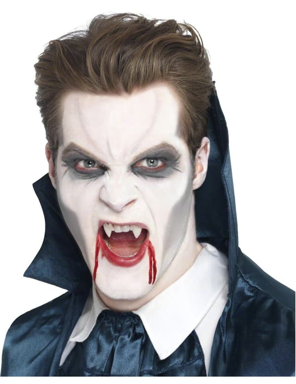 Halloween vampyr tenner.Size-M