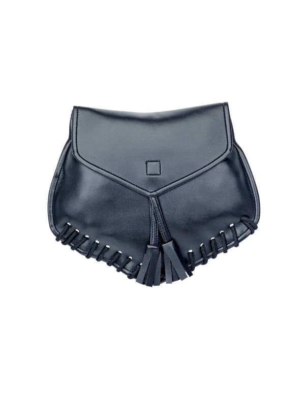 Svart messenger bag i imitert skinn.Size-One size