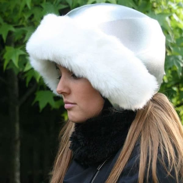 Coolcasc - Exklusivt-silver vit pälshjälmskydd, E004 - CoolcascE004