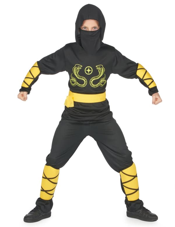 Guttens sorte og gule ninjakostyme
