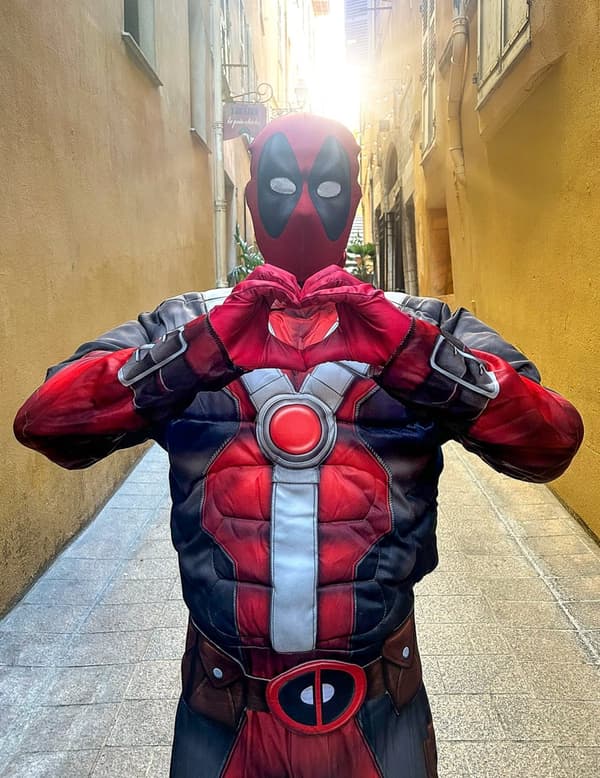 Adult Deadpool 2™ Deluxe-kostyme