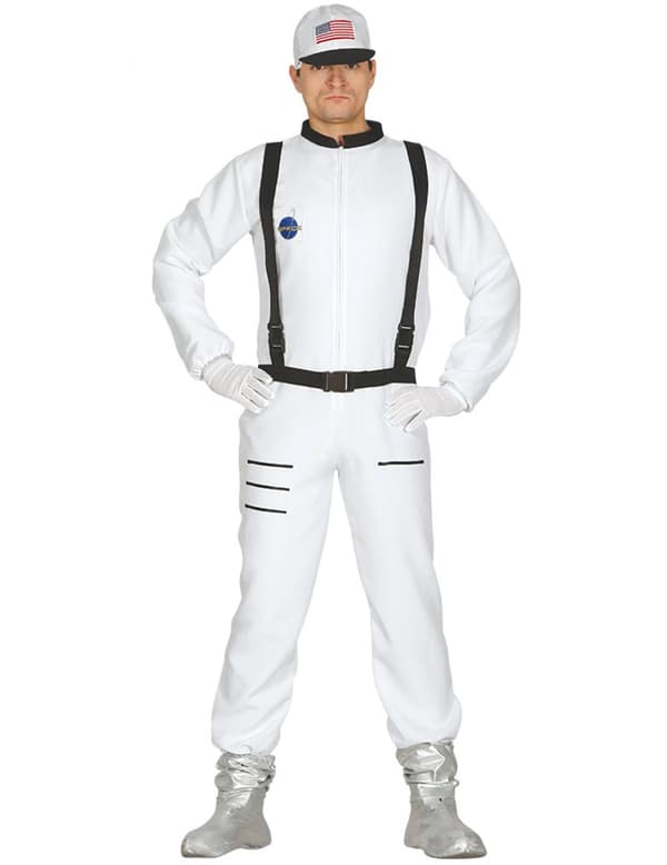 Mann i astronautkostyme