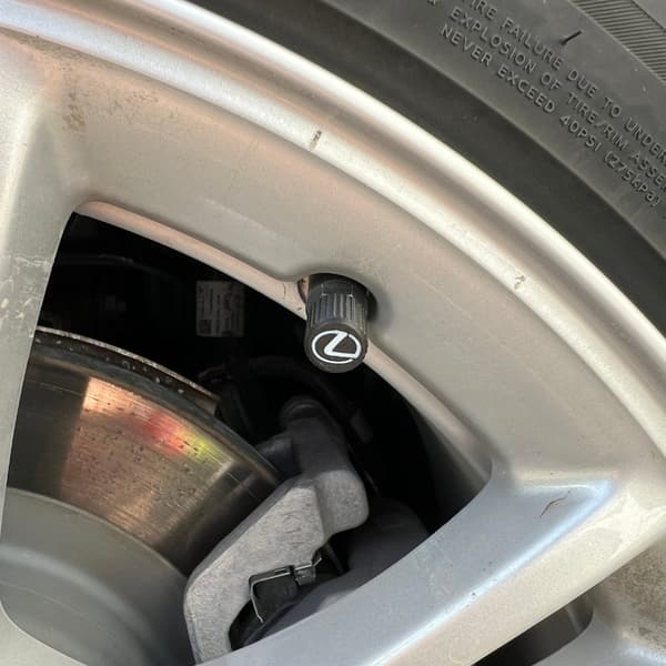 6x Bilhjul Däckventilkåpor Däckfälgstamskydd för Lexus