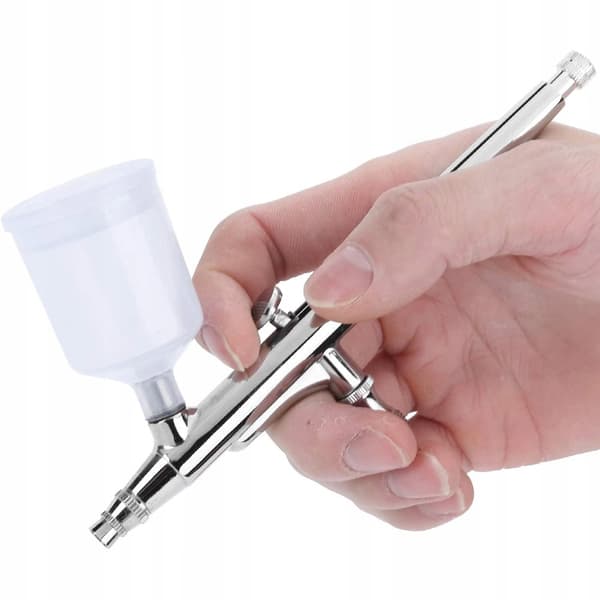 Målning av airbrush i låda med två tankar, 0,5 mm munstycke