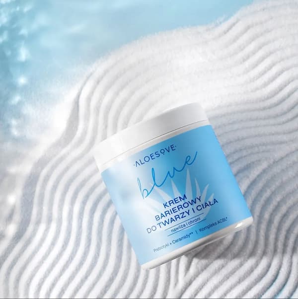 ALOESOVE BLUE Kosteuttava suojavoide kasvoille ja vartalolle 250 ml