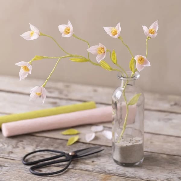 Pysselkit Kräppapper - En Bukett Blommor