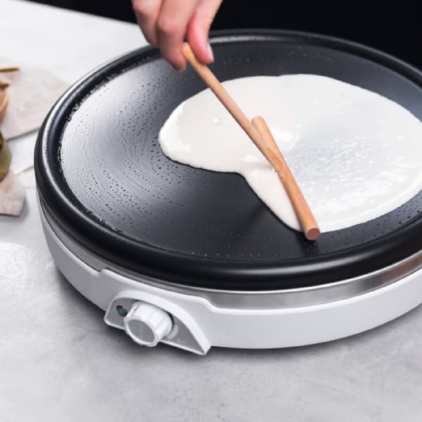 Cecotec Stainless-steel XL crepe maker, 1350 W, with easily removable plate and dishwasher safe.