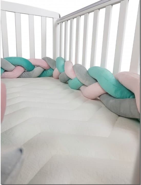 Sängstötfångare sängram - 280 cm lång - Flätad - Rosa Grön