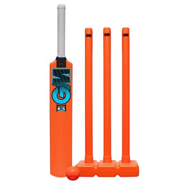 Gunn And Moore Diamond Plastic All Weather Cricket Set