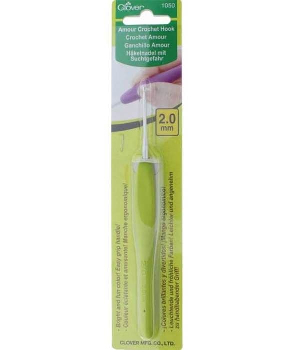 Clover Amour virknål 2 mm ljusgrön Clover virknål från Amour-kollektionen, med ergonomiskt elastometerhandtag, Idealisk för