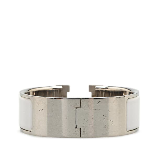 Pre-owned Hermès Wide Enamel Clic Clac H Bracelet GM White
