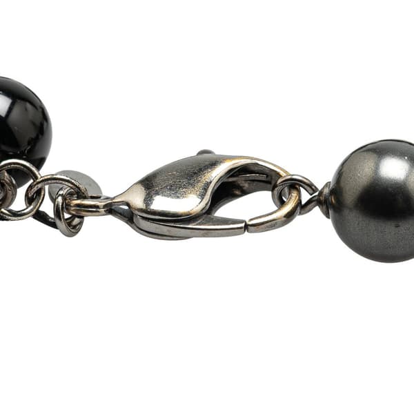 Pre-owned Chanel Silver Faux Pearl and Beads CC Charm Bracelet Silver