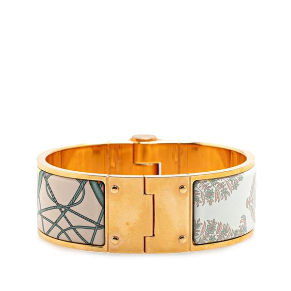Pre-owned Hermès Wide Printed Enamel Coup de Fouet Au Bloc Hinged Bracelet PM White