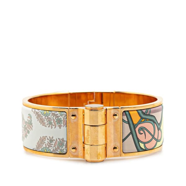 Pre-owned Hermès Wide Printed Enamel Coup de Fouet Au Bloc Hinged Bracelet PM White