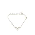 Miniatyrbillede 1 af 5: Pre-owned Louis Vuitton Silver Plated Essential V Supple Bracelet Silver