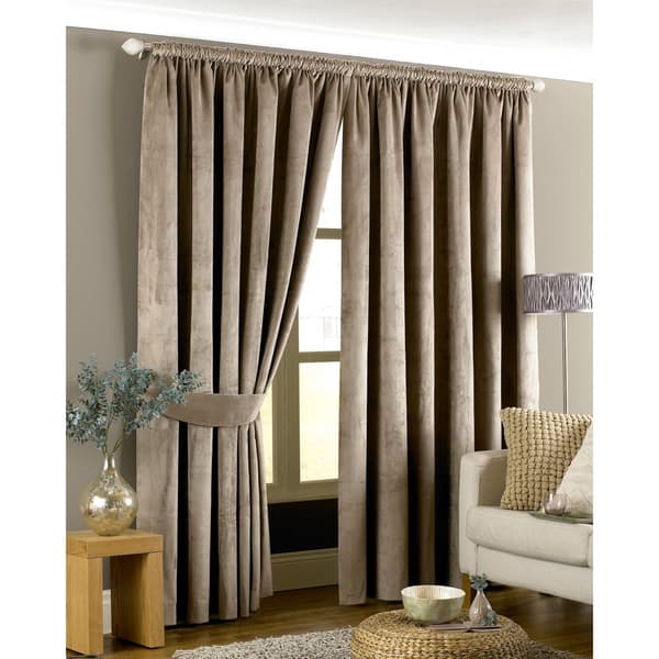 Riva Home Imperial Pencil Pleat gardiner
