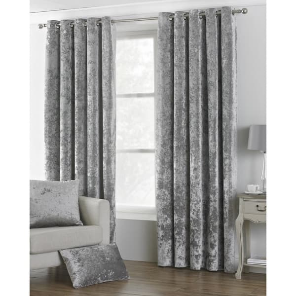 Riva Home Verona Velvet Style Eyelet gardiner