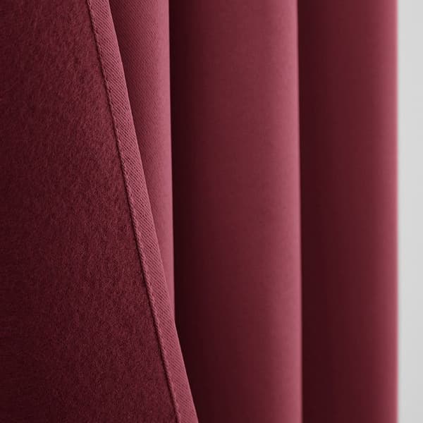 Set med 2 st termiska mörkläggningsgardiner Bourgogne 140 x 260 cm