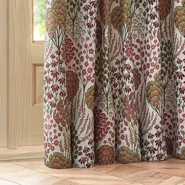Wylder Ophelia gardiner med veckveck i jacquard med blommor