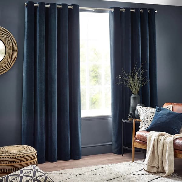 Yard Chenille sammet eyelet gardiner