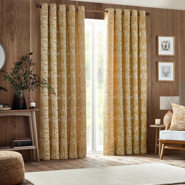 Furn Winter Woods Chenille Animals Eyelet Curtains