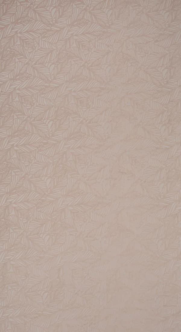 Gardin 140x250 Octavia beige, gjord av mjuk sammet med ett präglat lövmönster, redo med öljetter Eurofirany