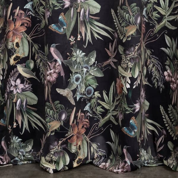 Gardin 140x250 Becky svarta gröna blommor redo med öljetter Eurogardiner E11