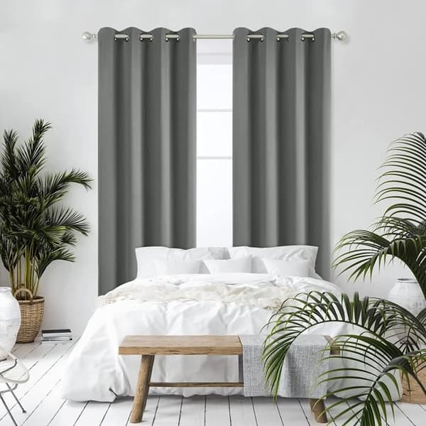 Värmeisolerade mörkläggningsgardiner, 132x241 CM (bredd x höjd), modern öljettdesign, ljusgrå, 2 delar