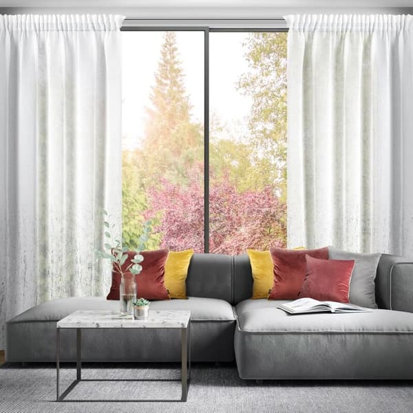 FÄRDIG GJORDAD GARDIN OLIVIA PÅ TEJP 140 X 270 CM VIT